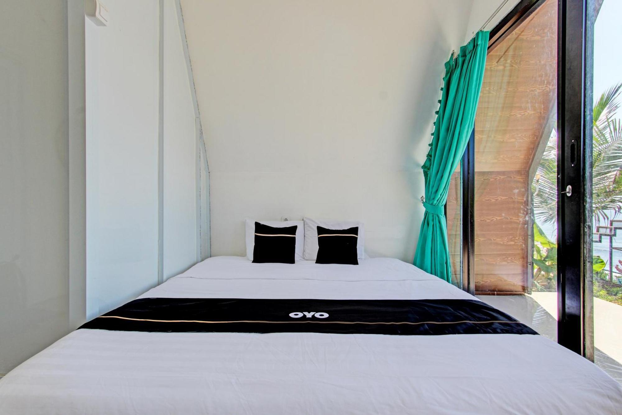 Palette 93389 Osanna Beach Resort Wonogiri Exterior photo